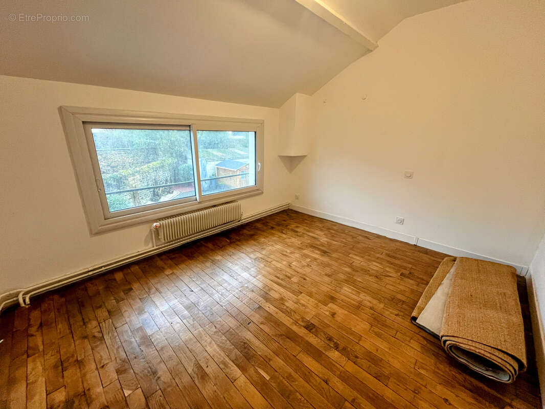 Appartement à FOUGERES