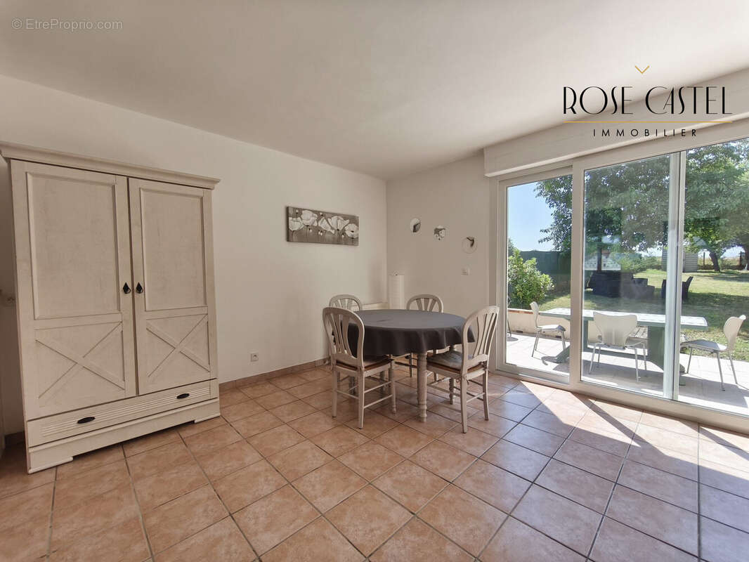 Maison à BARJOUVILLE