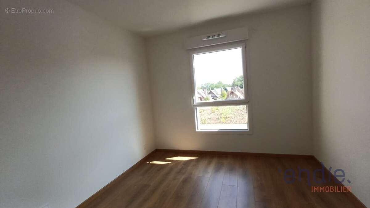 RESPIR'IMMO Altkirch by Endie vous propose ce superbe appartement 4 pièces en attique avec une terrasse exceptionnelle de 79 m²  - photo 15