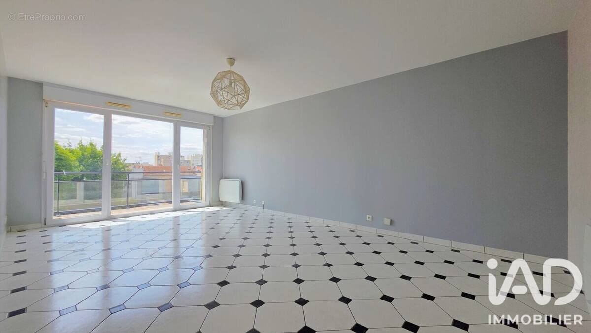 Photo 1 - Appartement à REIMS