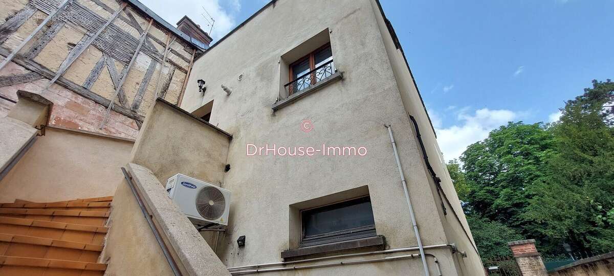 Appartement 157 m² à Troyes  - photo 18