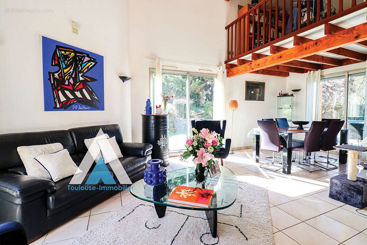 Maison à VIGOULET-AUZIL