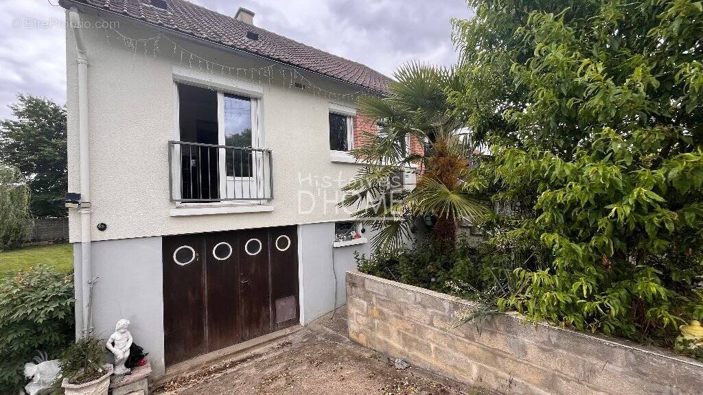 Maison à ROZAY-EN-BRIE