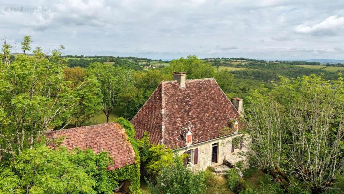 SECTEUR GOURDON - Charme et authenticité pour cet Ensemble en pi - photo 10