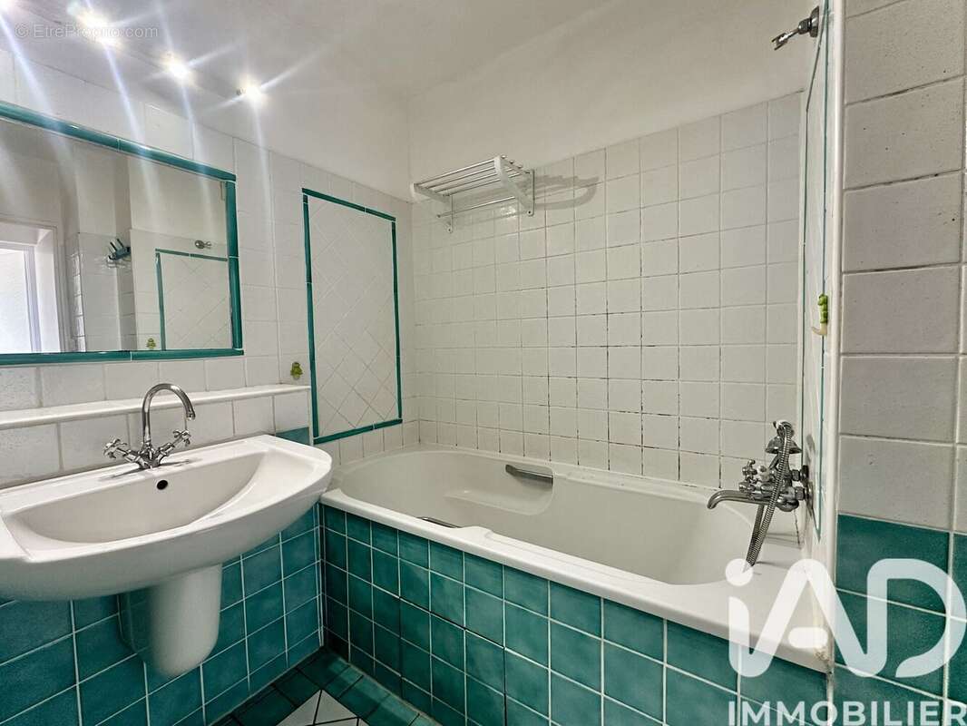 Photo 7 - Appartement à SAINT-DENIS