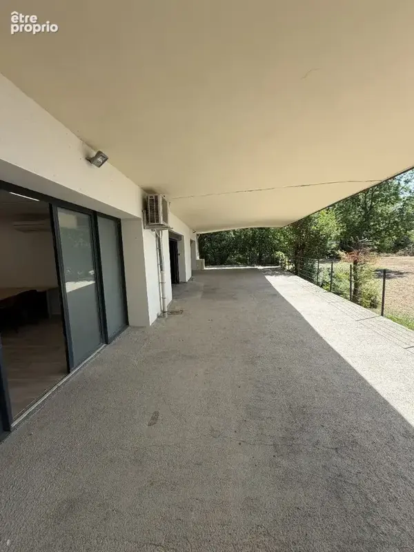 Local professionnel 70 m² - photo 3