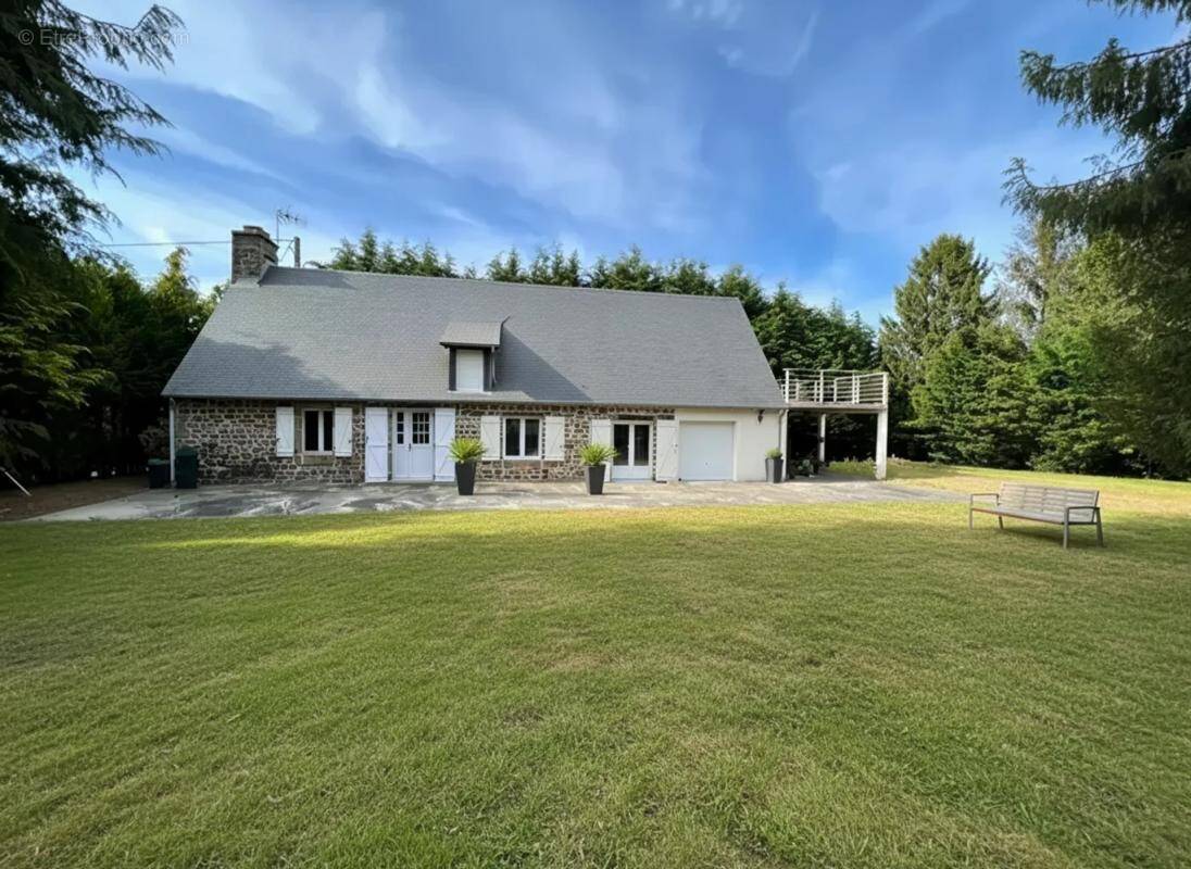 Maison à VASSY