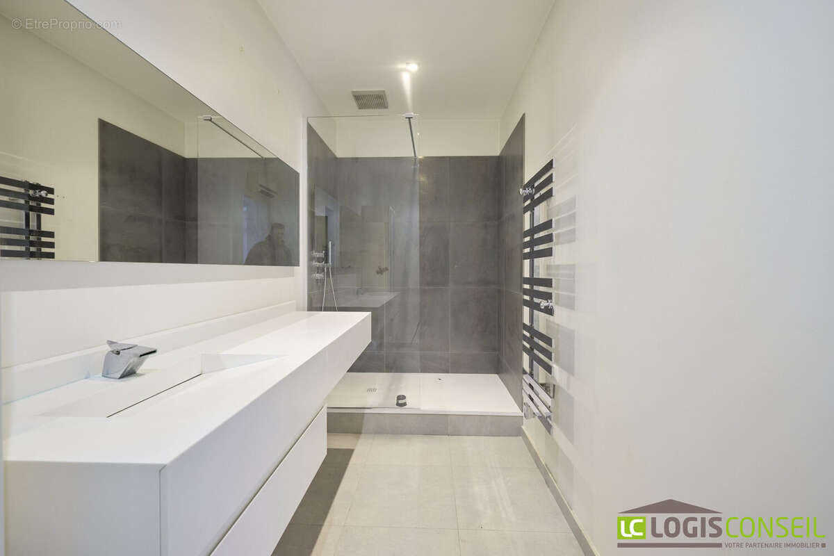 Appartement à BOURG-LA-REINE