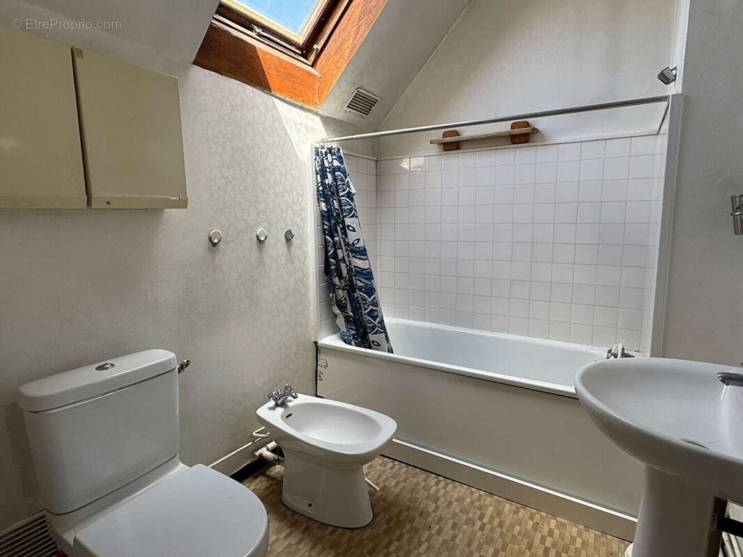 Maison à FEUCHEROLLES