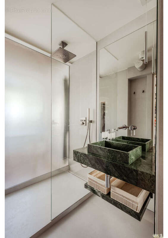 Appartement à PARIS-5E