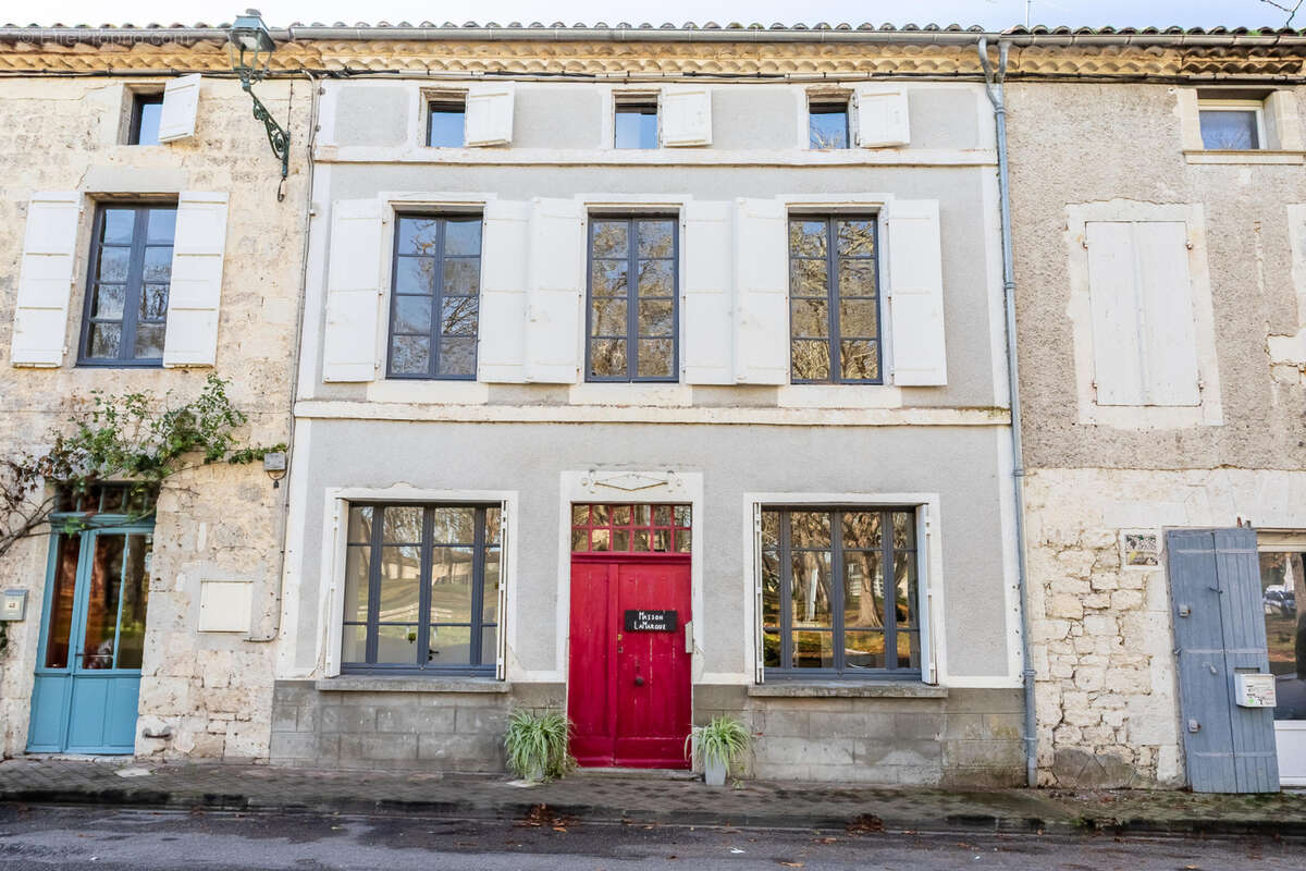 Maison de village avec jardin - photo 4