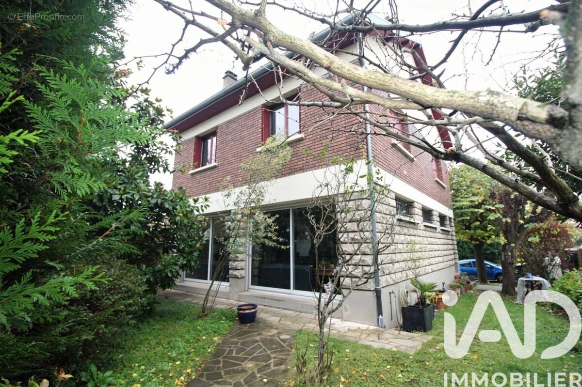 Photo 1 - Maison à VILLEJUIF