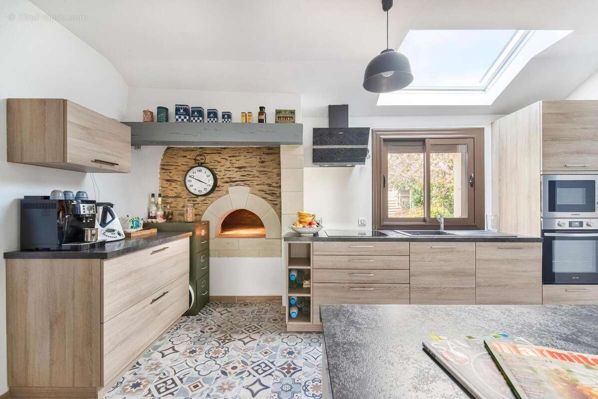   - Maison à SAINTE-GEMMES-SUR-LOIRE