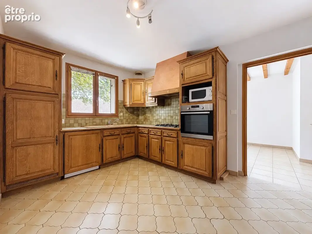 À VENDRE   « La Verdoyante » Maison familiale de 153 m2 et 2 142 m2 de terrain - photo 4