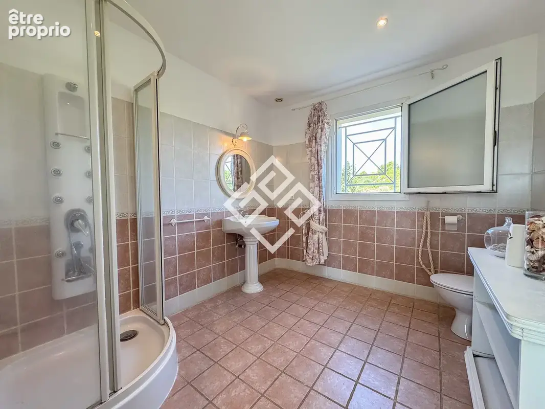 Maison de prestige- 205 m2- 5 pièces - photo 26