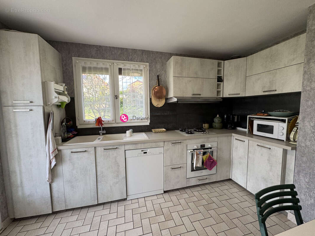 Maison à DECAZEVILLE