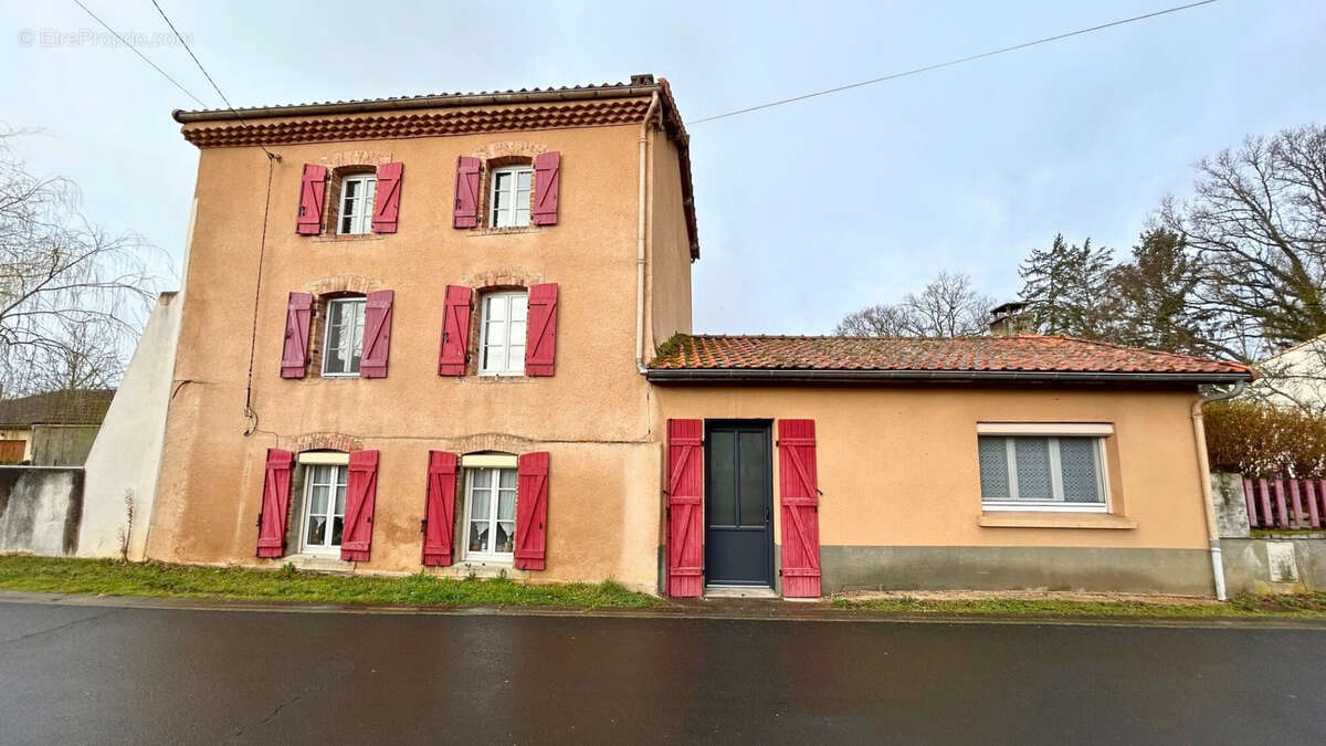 Maison à LEZOUX