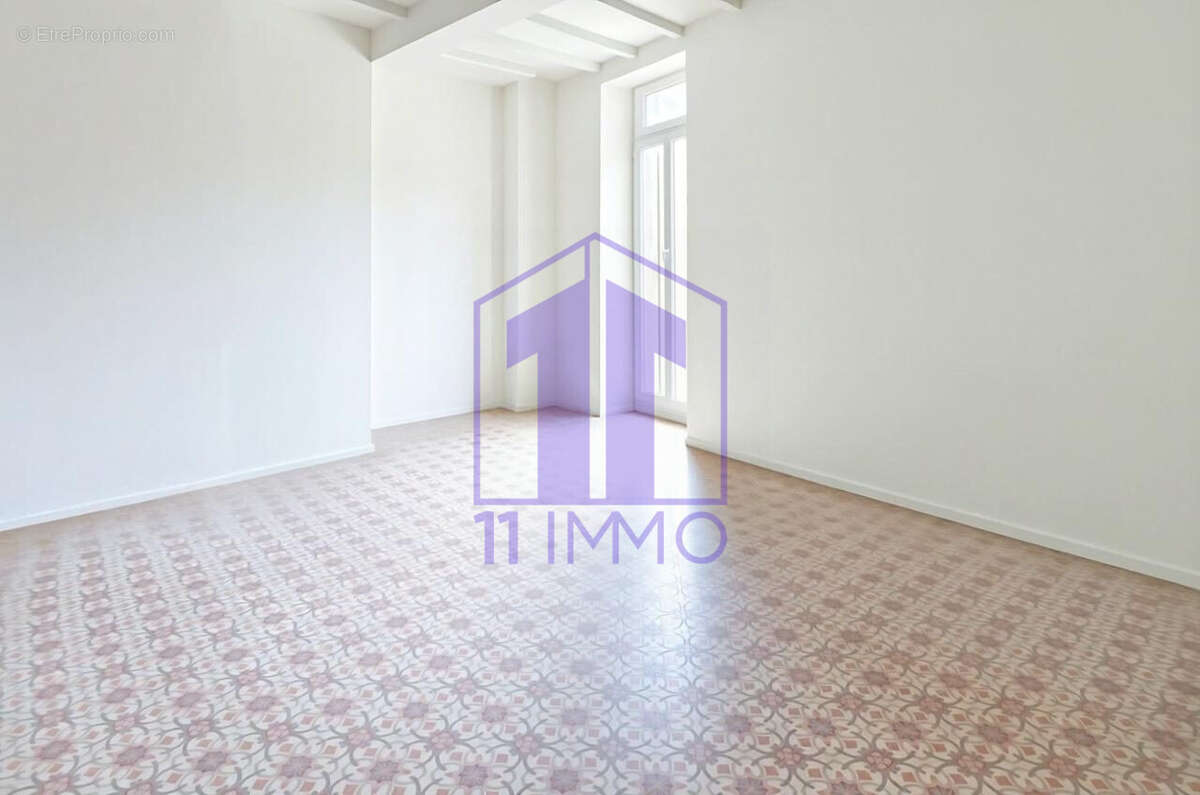 Chambre 1er étage rafraichie - Maison à PARAZA