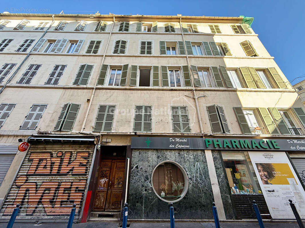 Appartement à MARSEILLE-1E