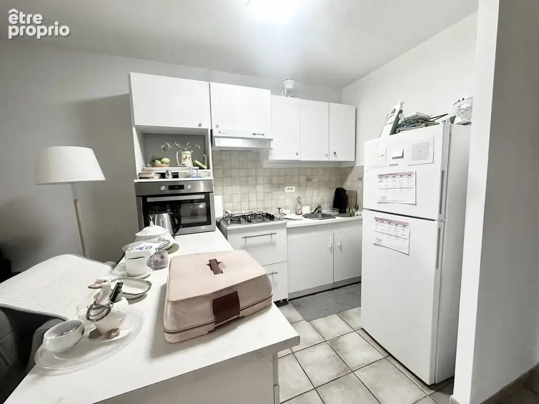 Appartement 49m2 de type 2 SENAS - photo 4