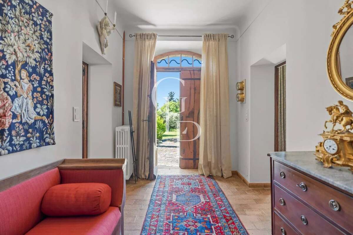 Maison à PEYMEINADE