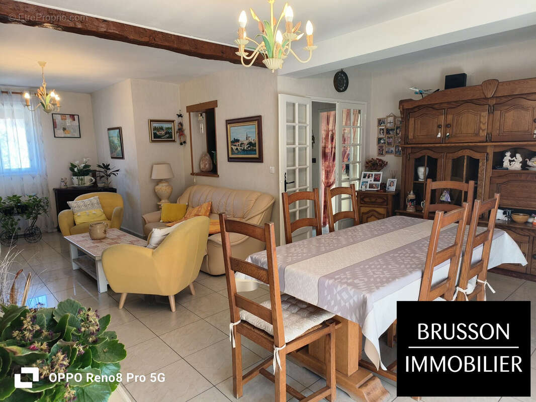 Maison 95 m² à Castres  - photo 4