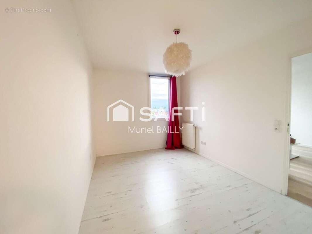 Photo 4 - Appartement à SAINTE-GENEVIEVE-DES-BOIS