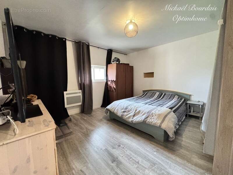 Maison à PONTVALLAIN