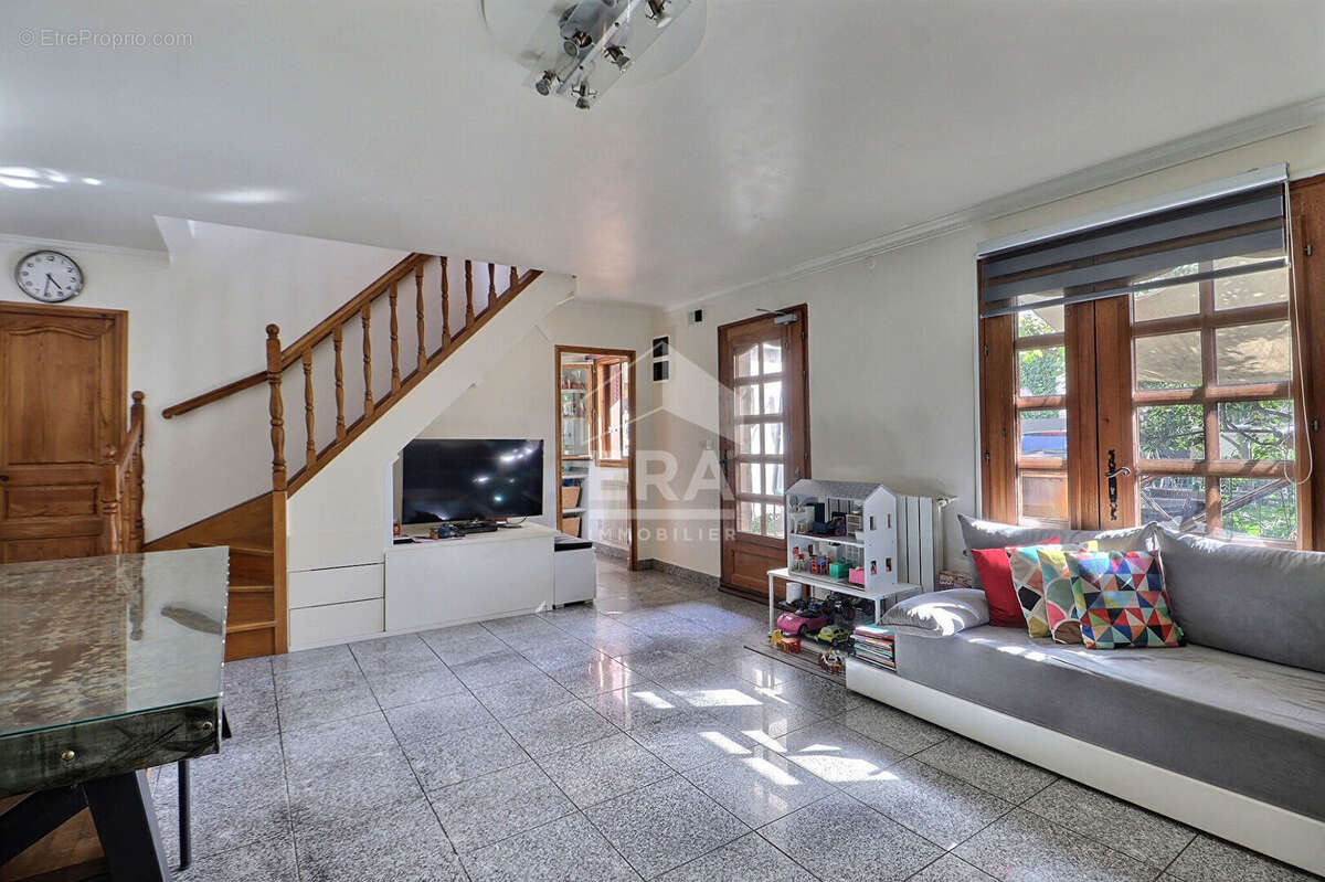 Maison à SAINT-DENIS