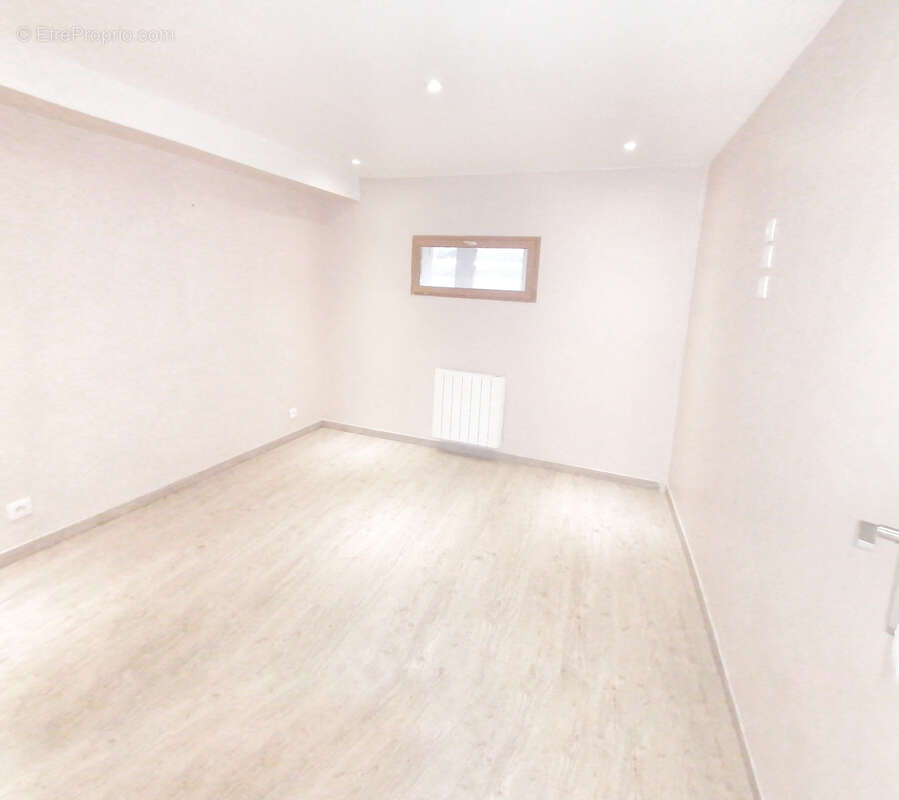 Maison à BENNECOURT