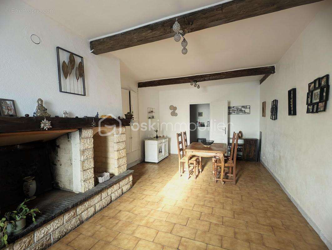 Maison à SAINT-VITE