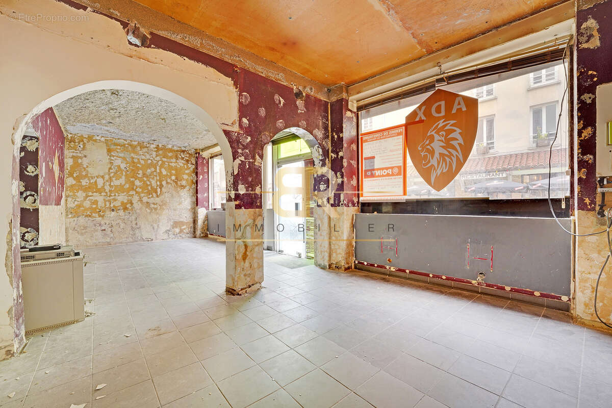 Appartement à PARIS-20E