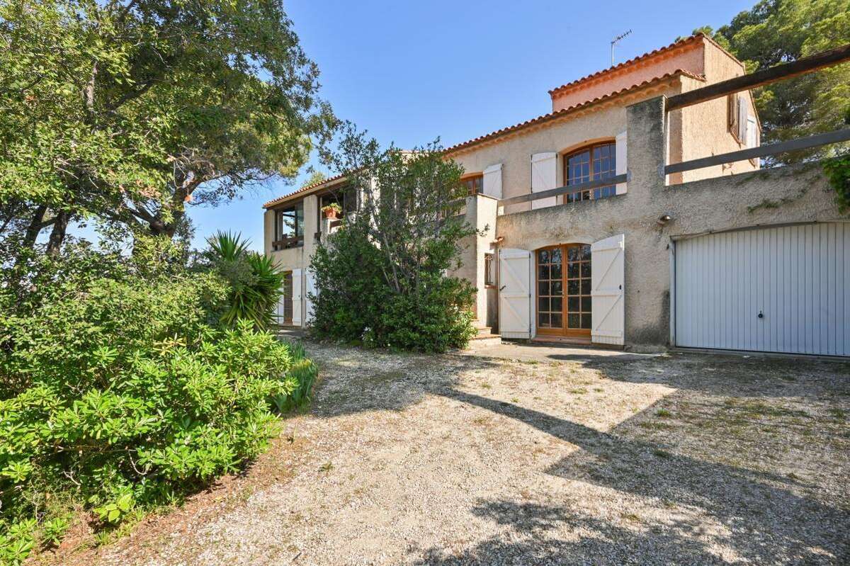 Maison à SIX-FOURS-LES-PLAGES