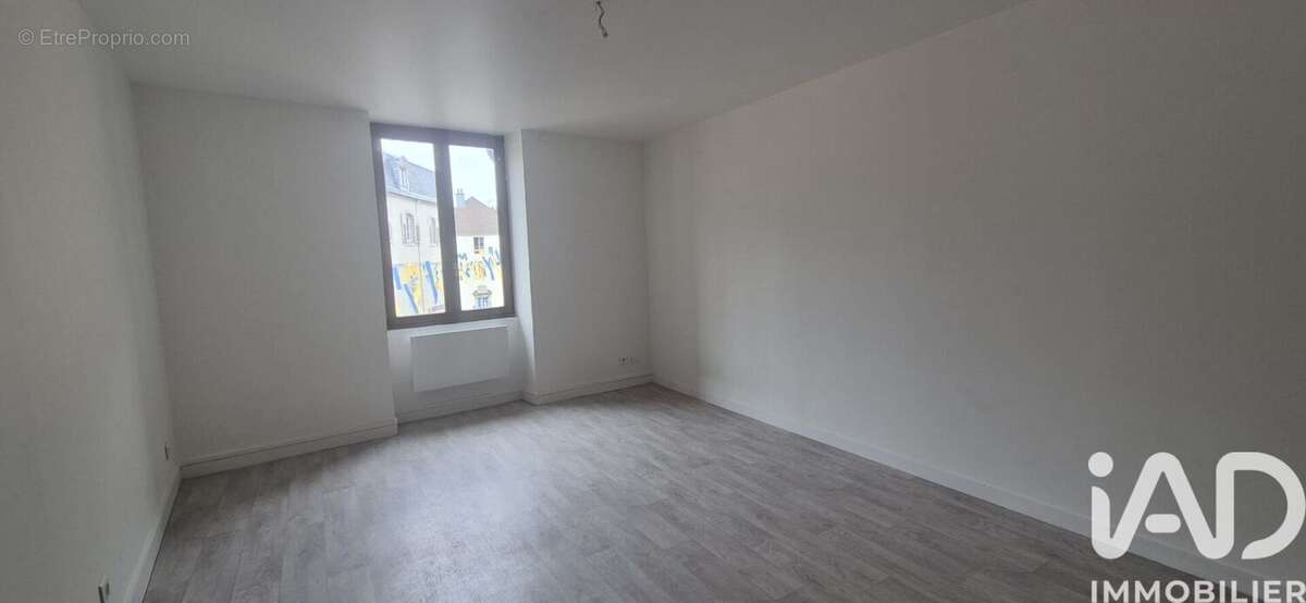 Photo 2 - Appartement à LONS-LE-SAUNIER