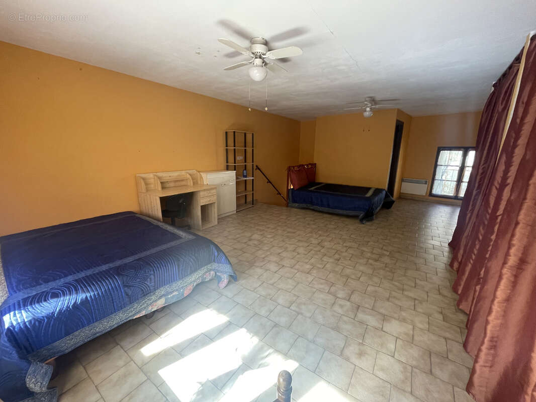 Maison à SAINT-GUILHEM-LE-DESERT