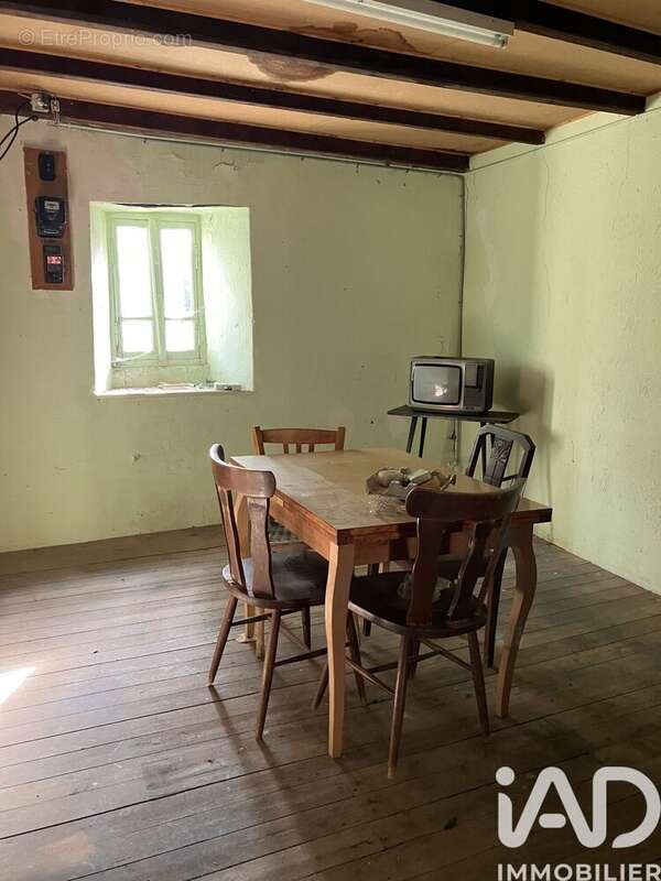 Maison 139 m² à Saint-Setiers  - photo 7