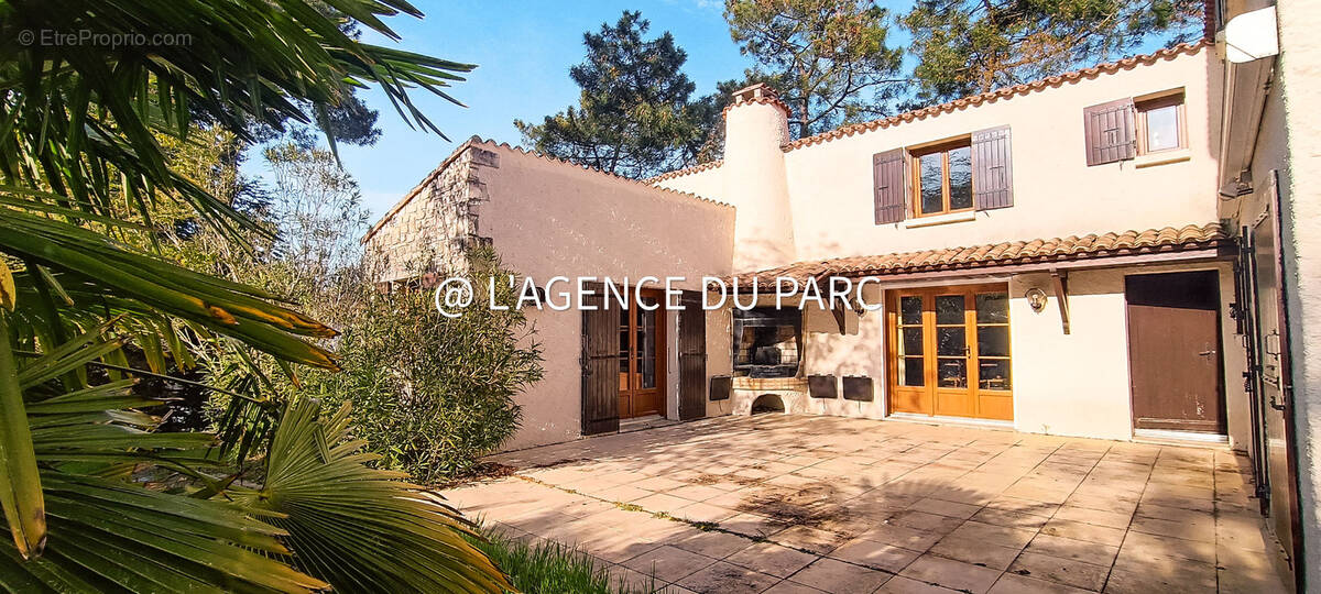 Maison à SAINT-GEORGES-DE-DIDONNE