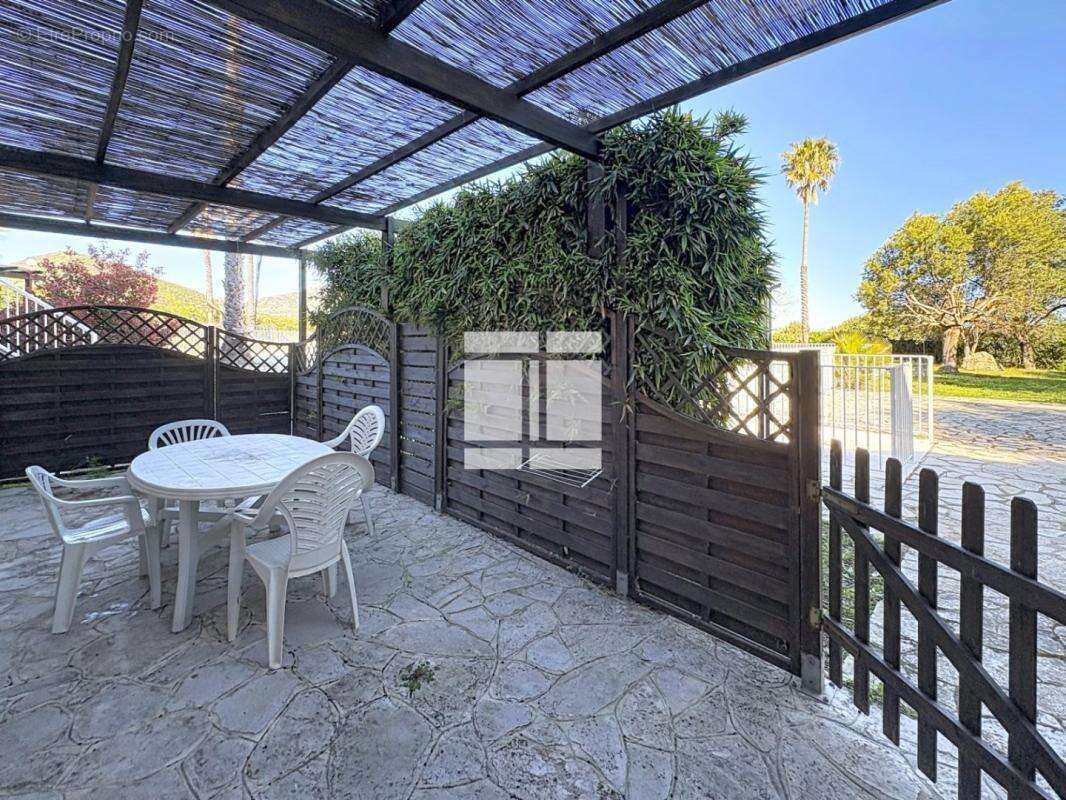 Appartement à SAINT-FLORENT