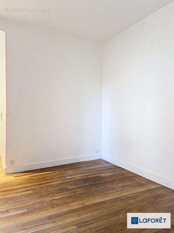 Appartement à AUBERVILLIERS