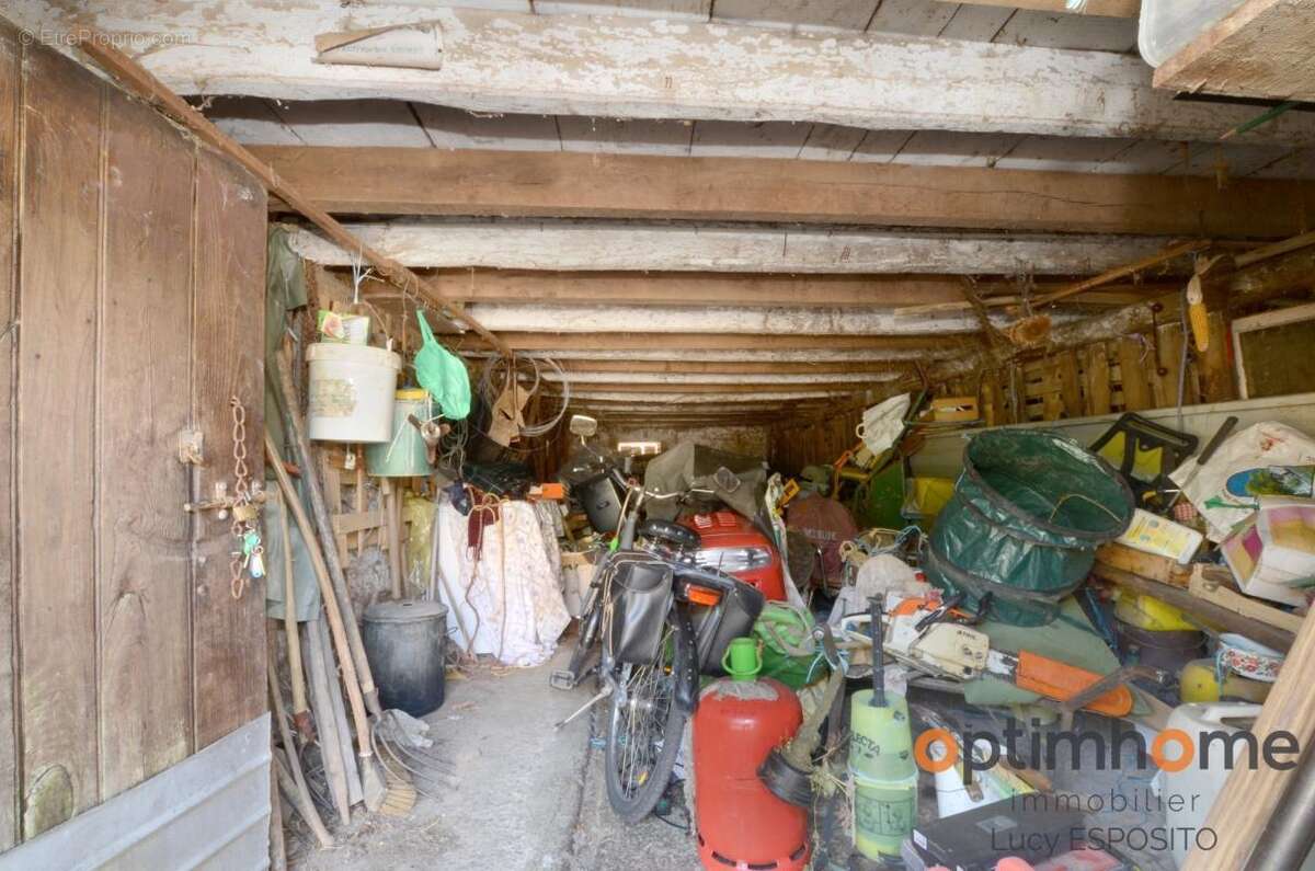  Ensemble immobilier avec énorme potentiel – Nieuil (Charente)  - photo 16