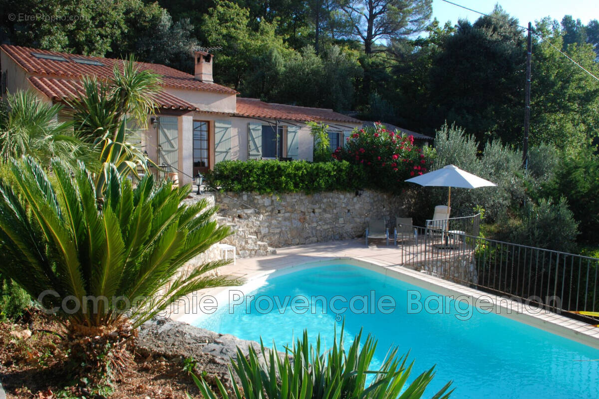 Maison à BARGEMON