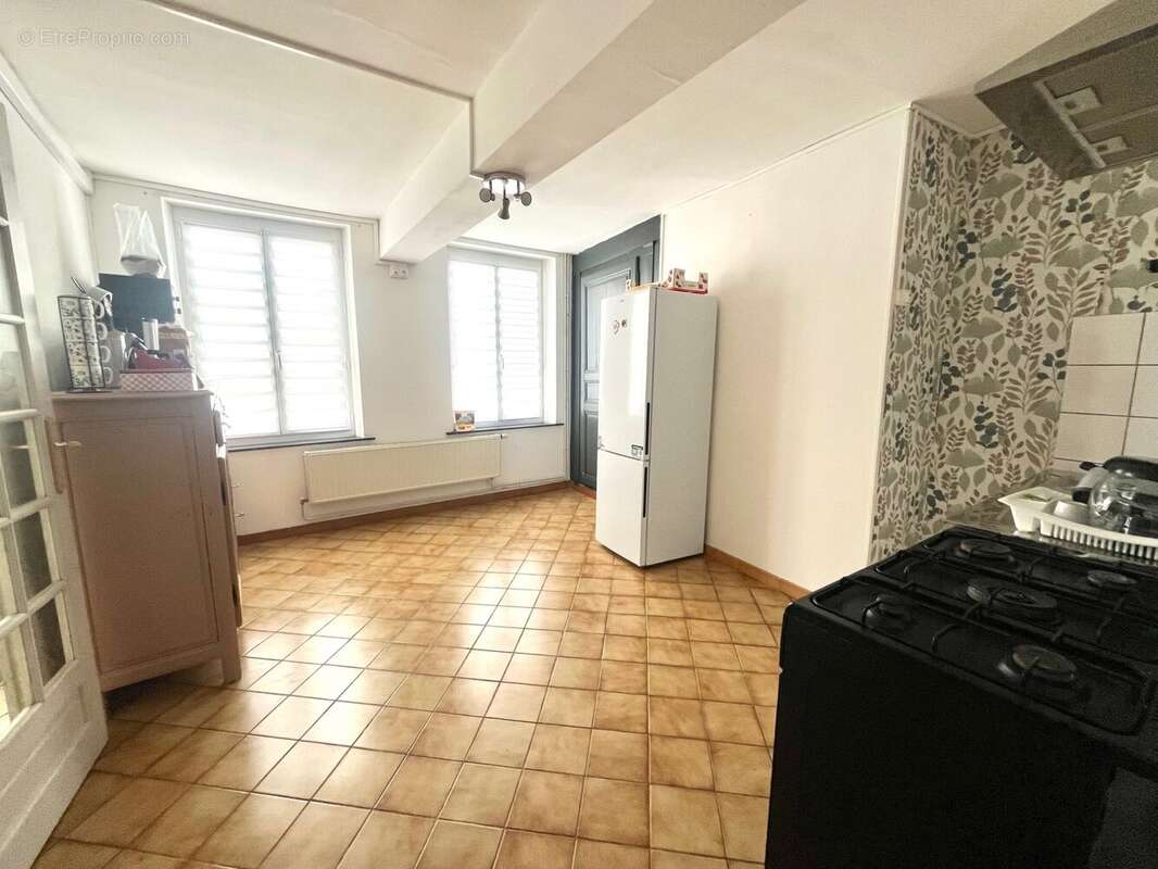 Maison à LESCHELLES