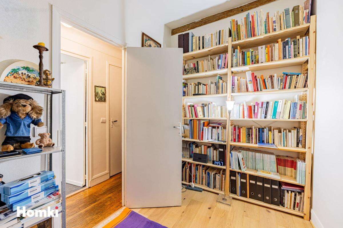 Appartement à PARIS-3E