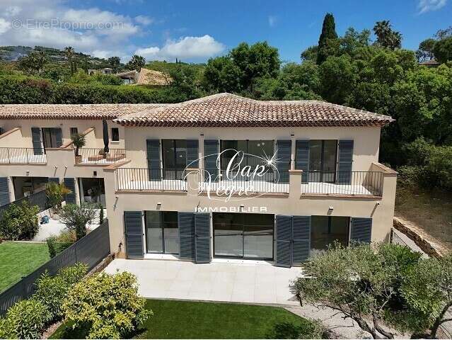 Appartement à GRIMAUD