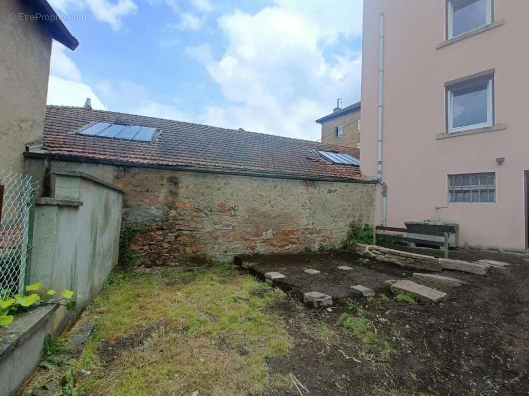 Photo 3 - Maison à COURS-LA-VILLE