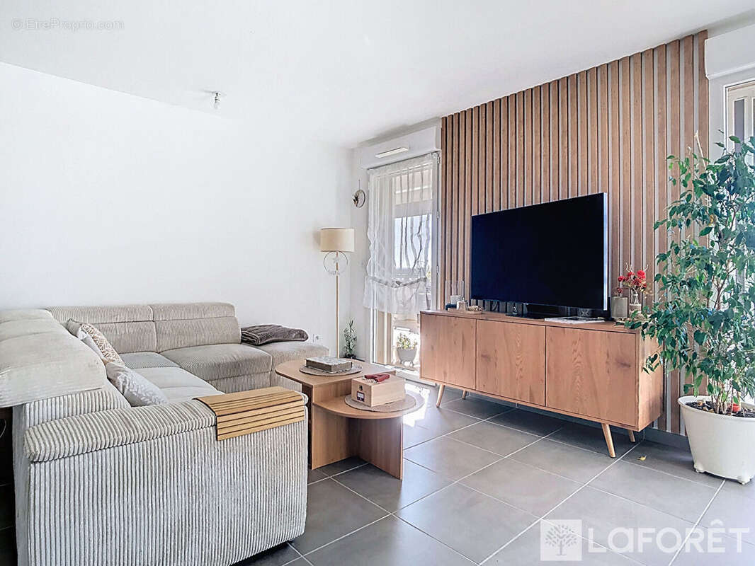 Appartement à VITROLLES