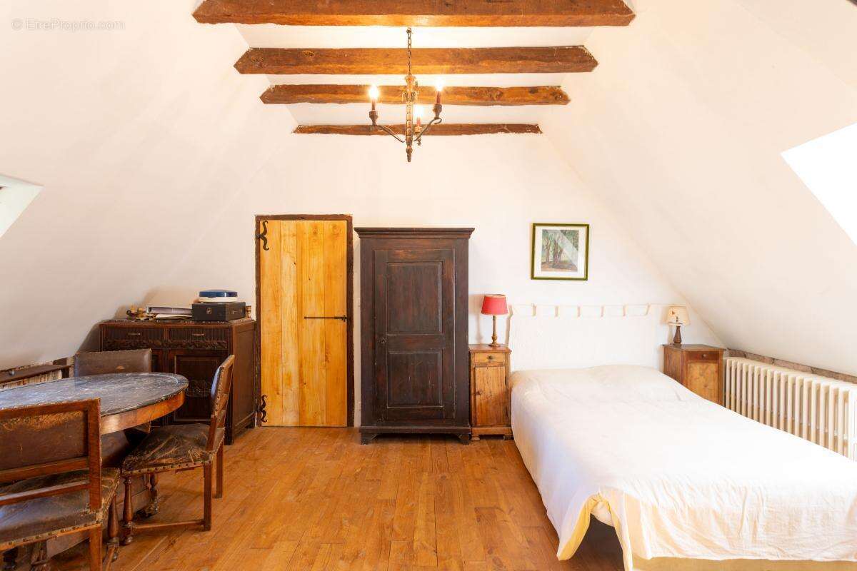 Maison à MARCILLAC-VALLON