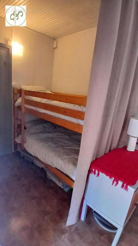   - Appartement à SAINT-MAMET