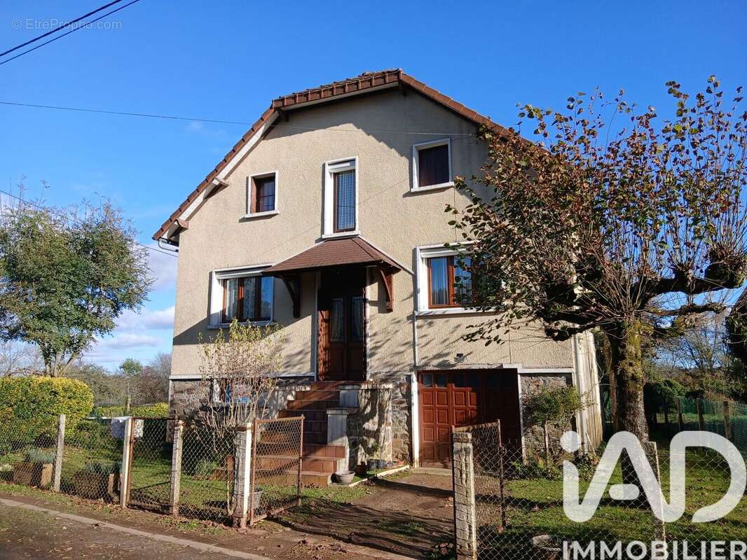 Photo 3 - Maison à LA COQUILLE