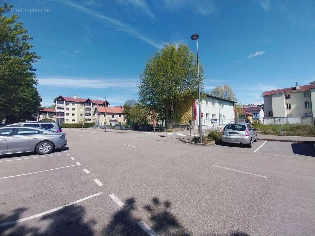 Appartement à LE PONT-DE-CLAIX